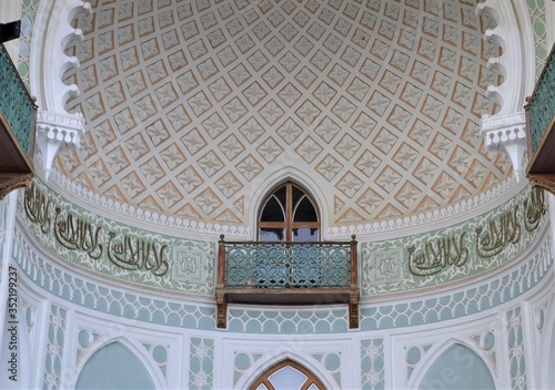 Vorontsov Palace in Crimea
Воронцовский дворец в Крыму