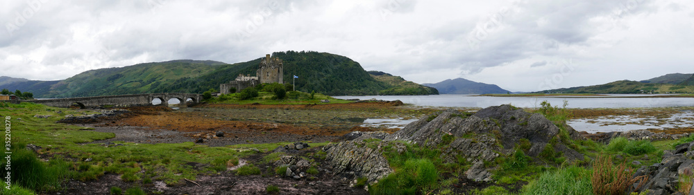 Eilean Donan Castle, schottische Burg in den Highlands von Schottland Eilean Donan Castle, schottische Burg in den Highlands von Schottland