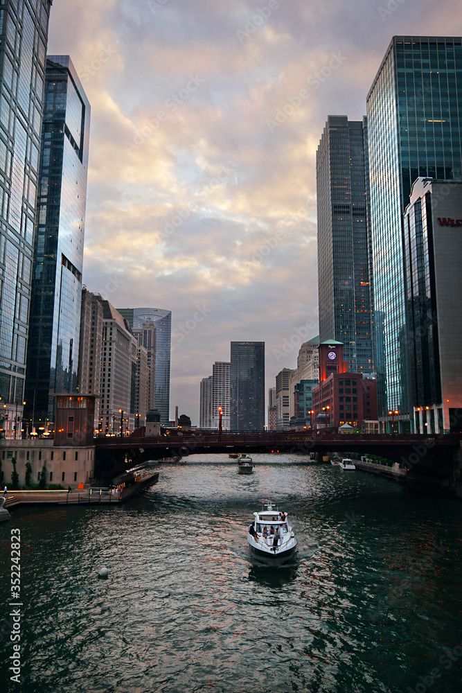 Fototapeta premium Chicago river