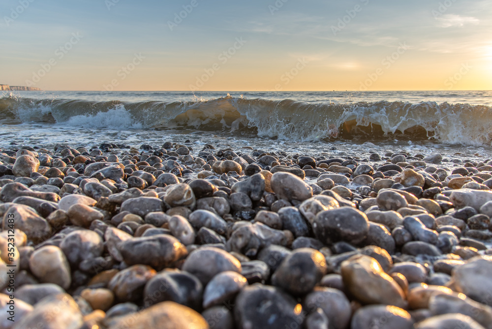 waves waves