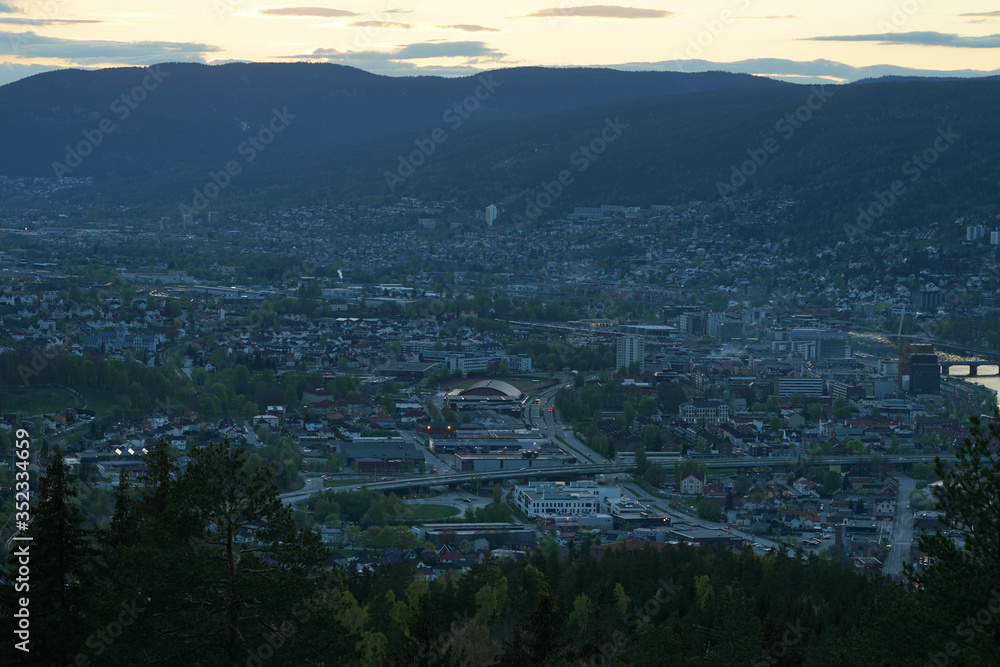 Obraz premium View of a city Drammen in evening time after sunset.