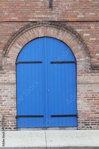 Wallpaper Mural Blue Door Torontodigital.ca