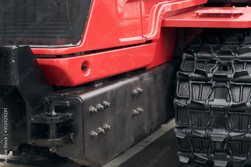 Coupling device of a caterpillar tractor. Coupling device of a caterpillar tractor.