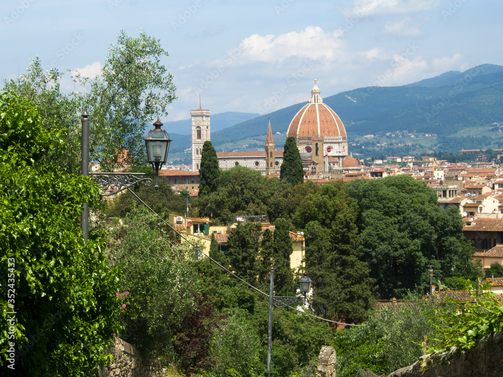 Italia, Toscana, Firenze, veduta della città e della cattedrale.