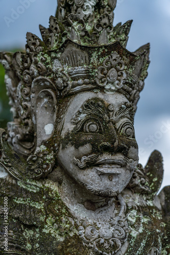 Tirta Gangga palace in Bali © Netfalls