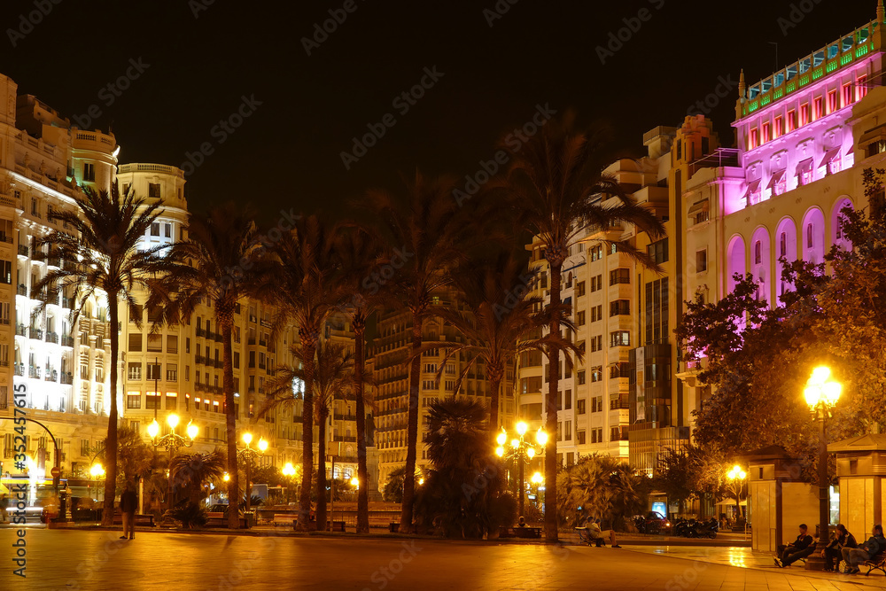 Abendszene Valencia Innenstadt