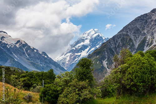 Mount Cook in the Aoraki Mount Cook National Park in Canterbury, New Zealand. Mount Cook is the highest mountain in New Zealand © Alan Smithers