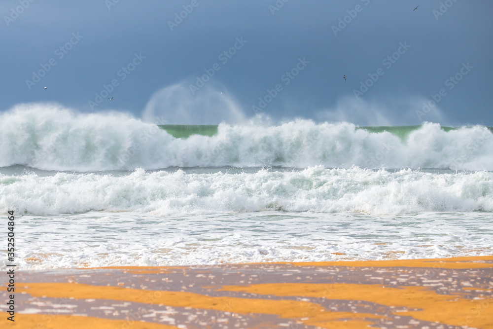 Southerly Swell at the Seaside Southerly Swell at the Seaside
