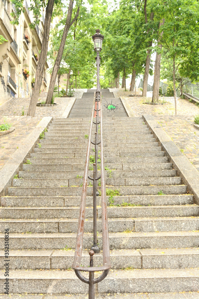 Obraz premium RUE FOYATIER PARIS 