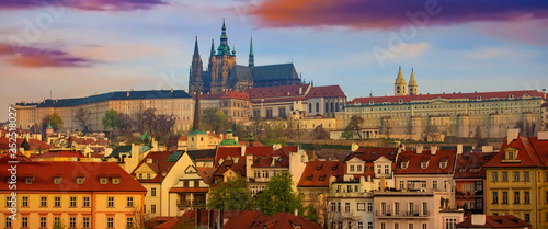 Panoramic view of Prague Castle at sunset - Czech republic
