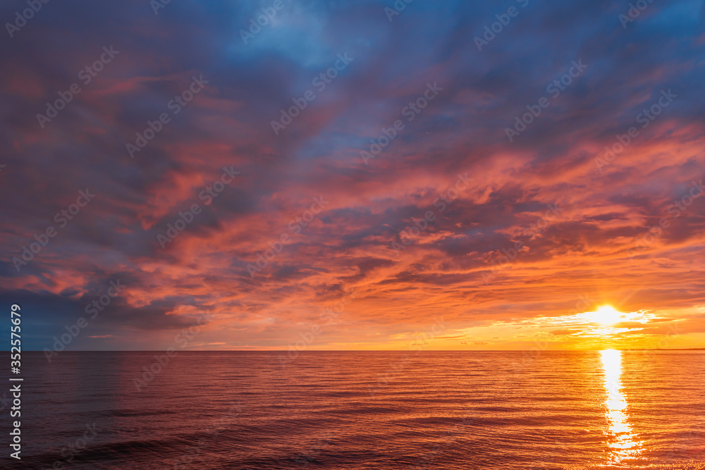 Obraz premium Sunset on the sea