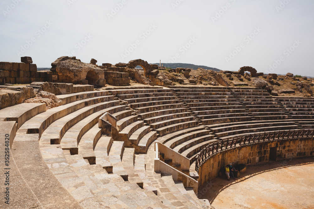 ancient roman amphitheater, Oudna