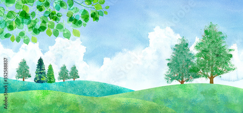 新緑の平原と積乱雲の風景、水彩イラスト
