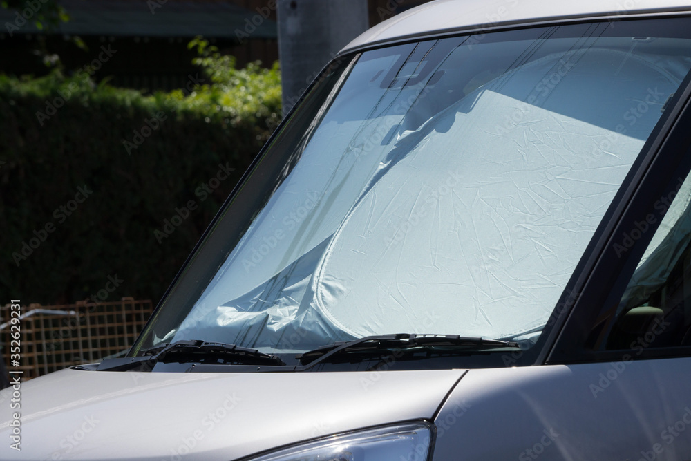 Fototapeta premium Samochód lekki samochód osłona przeciwsłoneczna