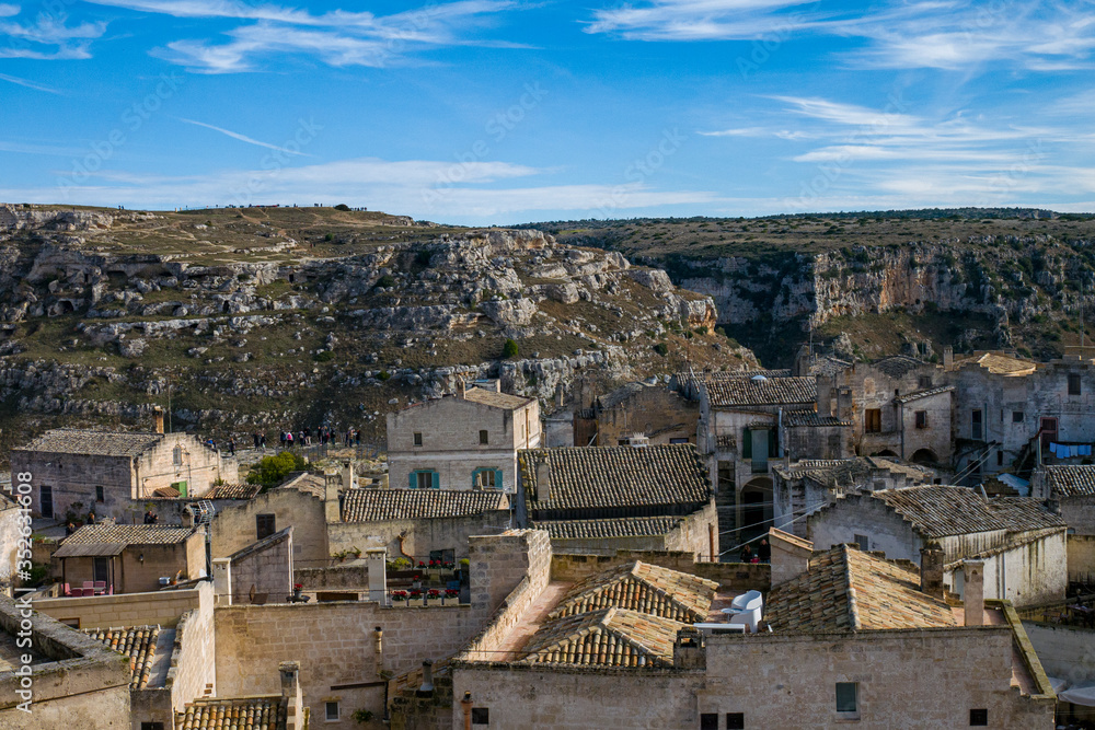 Vista panorámica de la antigua ciudad paleolítica de Matera, Sassi di Matera, Basilicata, sur de Italia