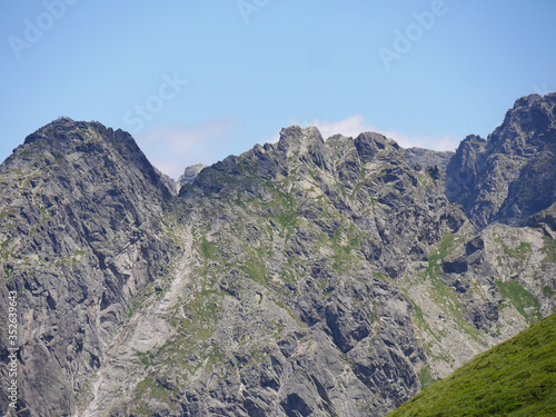 Obraz na płótnie mountain landscape with blue sky w salonie