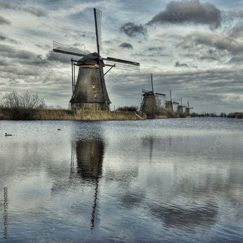 Fototapeta Naklejka Na Ścianę i Meble -  Windmills in Kinderdijk Holland, Netherlands