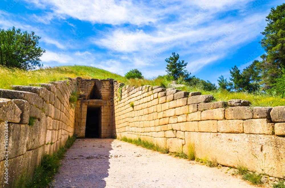 Treasury of Atreus in Mykines, center of Greek civilization, Peloponnese, Greece. UNESCO World Heritage Site Treasury of Atreus in Mykines, center of Greek civilization, Peloponnese, Greece. UNESCO World Heritage Site