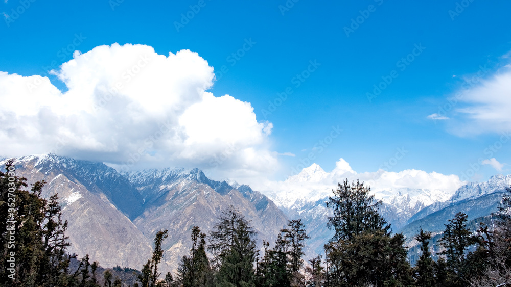 Obraz premium Kuari Pass, Uttarakhand, India