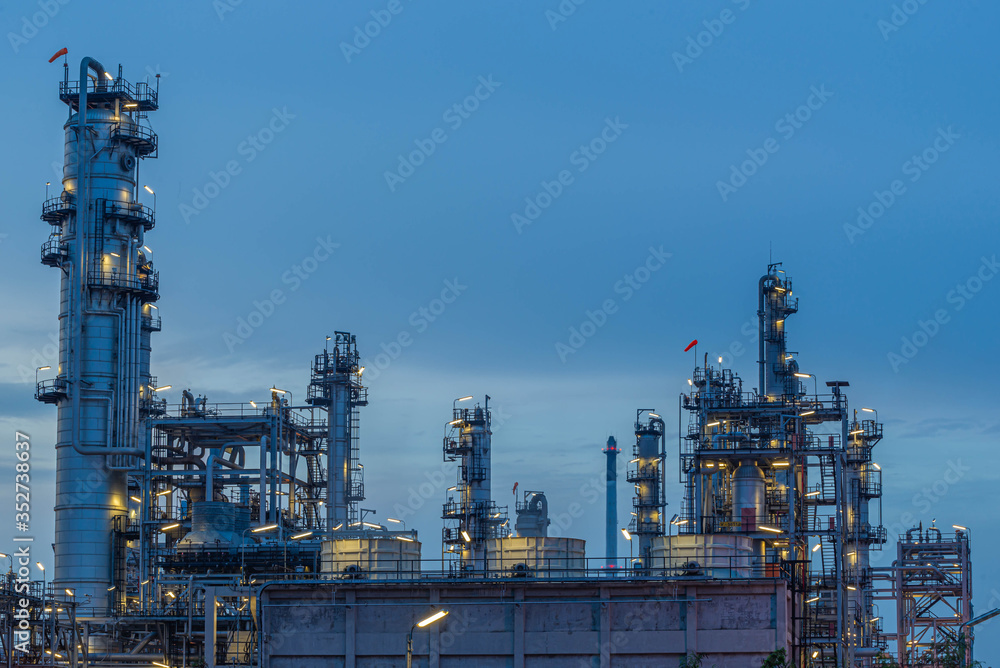 Oil refining export business