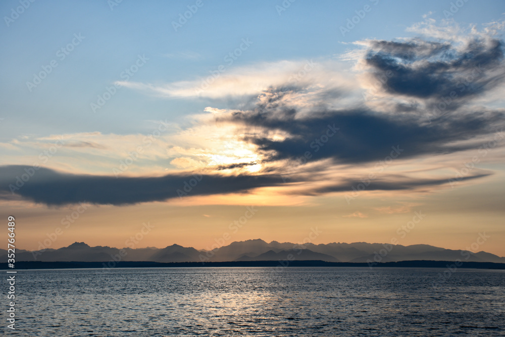 seattle sunset beach with mountains