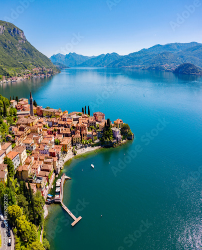 Fototapeta Naklejka Na Ścianę i Meble -  Aerial view of the village of Varenna on Lake Como, Italy