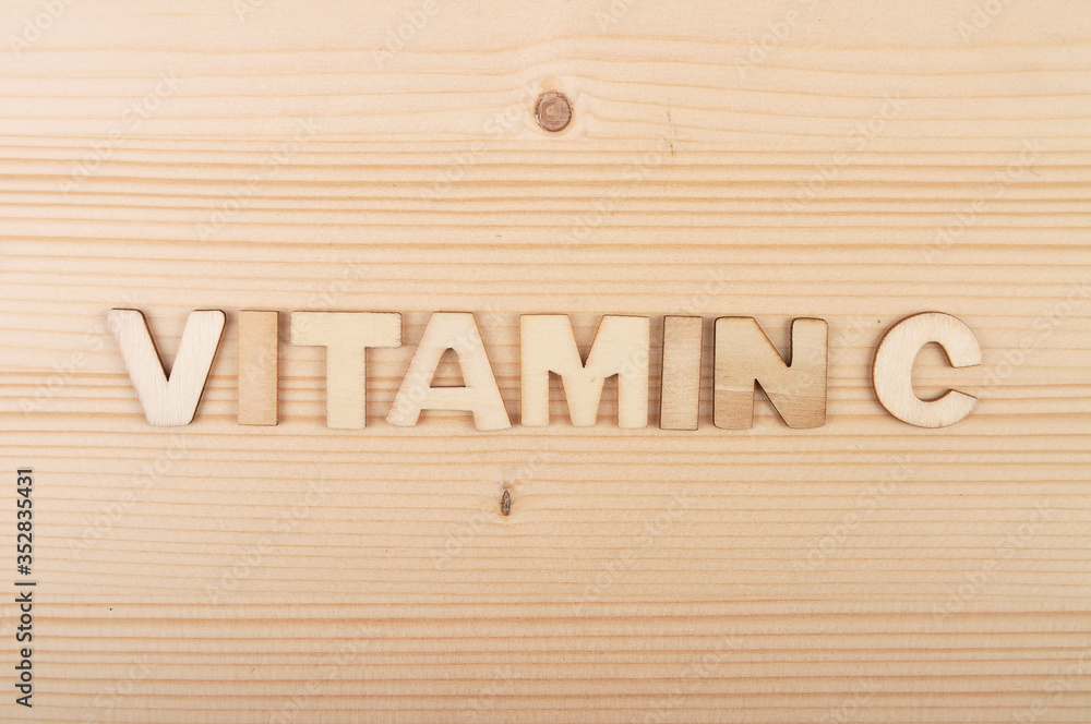 Obraz premium Begriff aus Holzbuchstaben auf hellem Holz