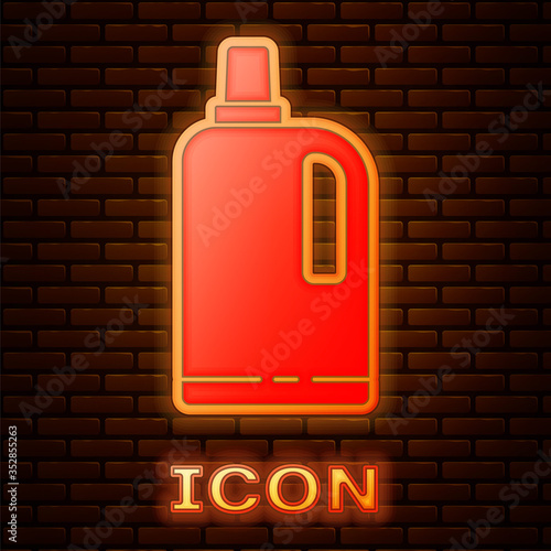 Glowing neon Fabric softener icon isolated on brick wall background. Liquid laundry detergent, conditioner, cleaning agent, bleach. Vector Illustration