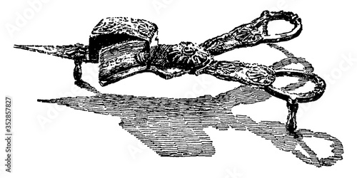 golden snuff box from the 18th century, vintage illustration