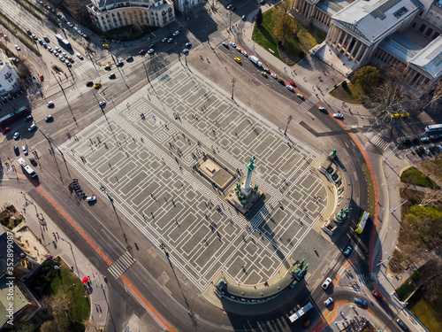 Canvas Print Beautiful top view on the morning city park, Heroes Square, lake, museum, roofs buildings in Budapest