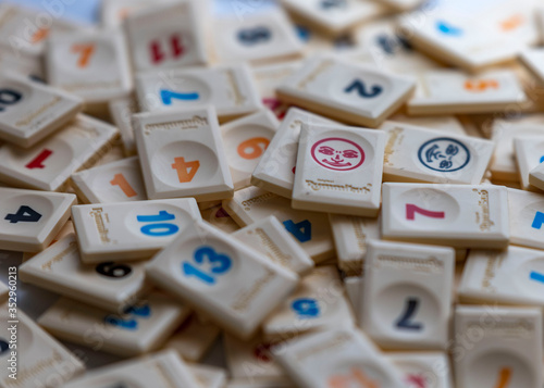 Playing game with number rumikub
