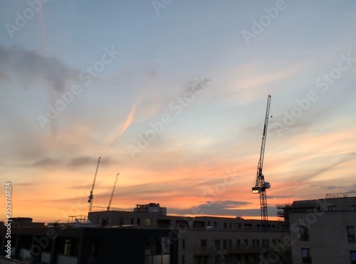 EARLY MORNING SUNRISE ACROSS LONDON