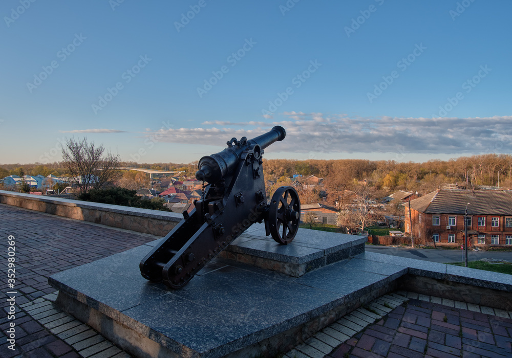 cannon in the fortress cannon in the fortress