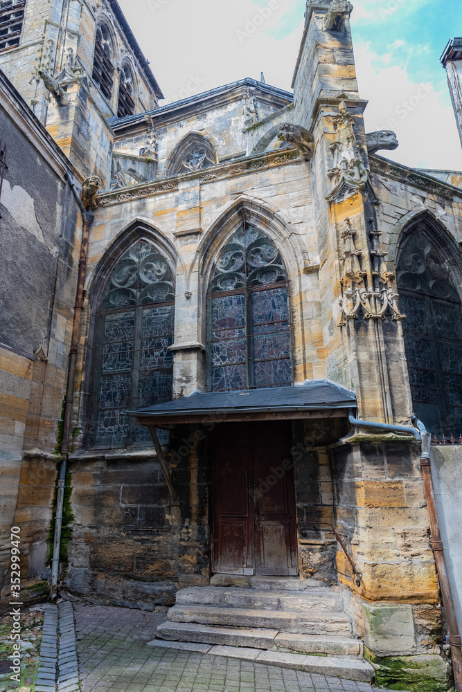 Chalons en Champagne, France, Saint Alpin church Chalons en Champagne, France, Saint Alpin church