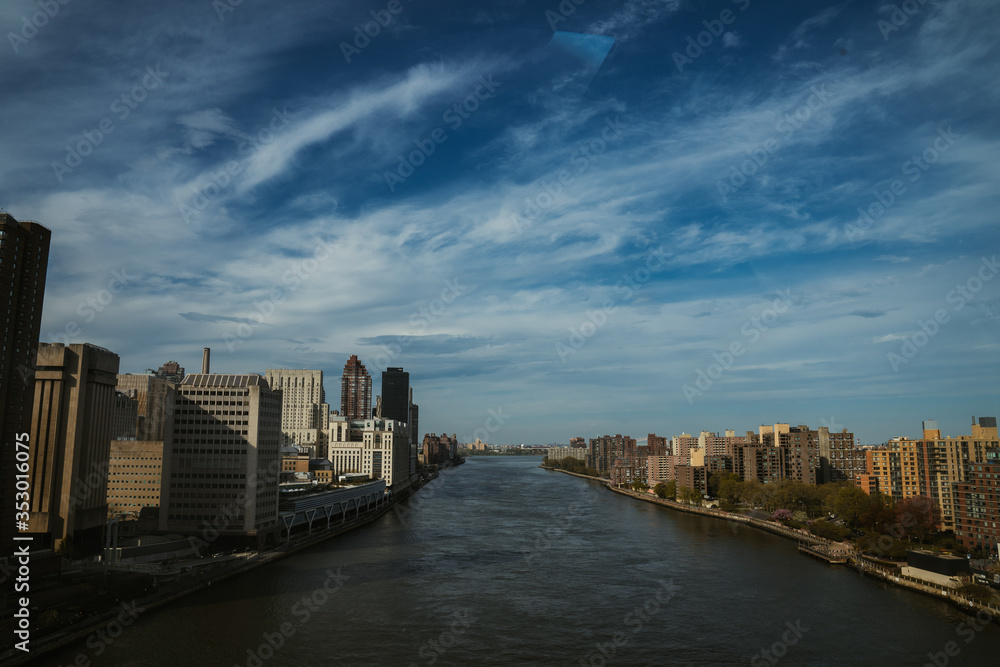 View from  the Roosevelt Island tramway 2