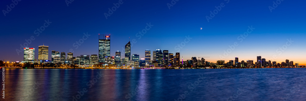 Obraz premium Perth Sunrise Panorama