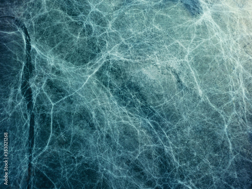 Cracked ice