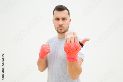 Canvastavla Unfocused man provoking for fight