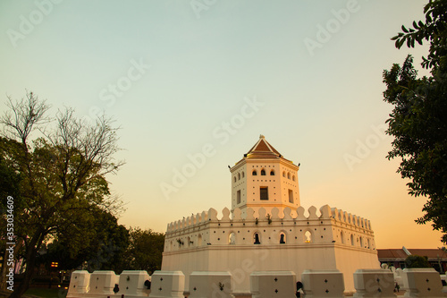 Pom Phra Sumen or Pra Sumen Fort, Bangkok, Thailand photo