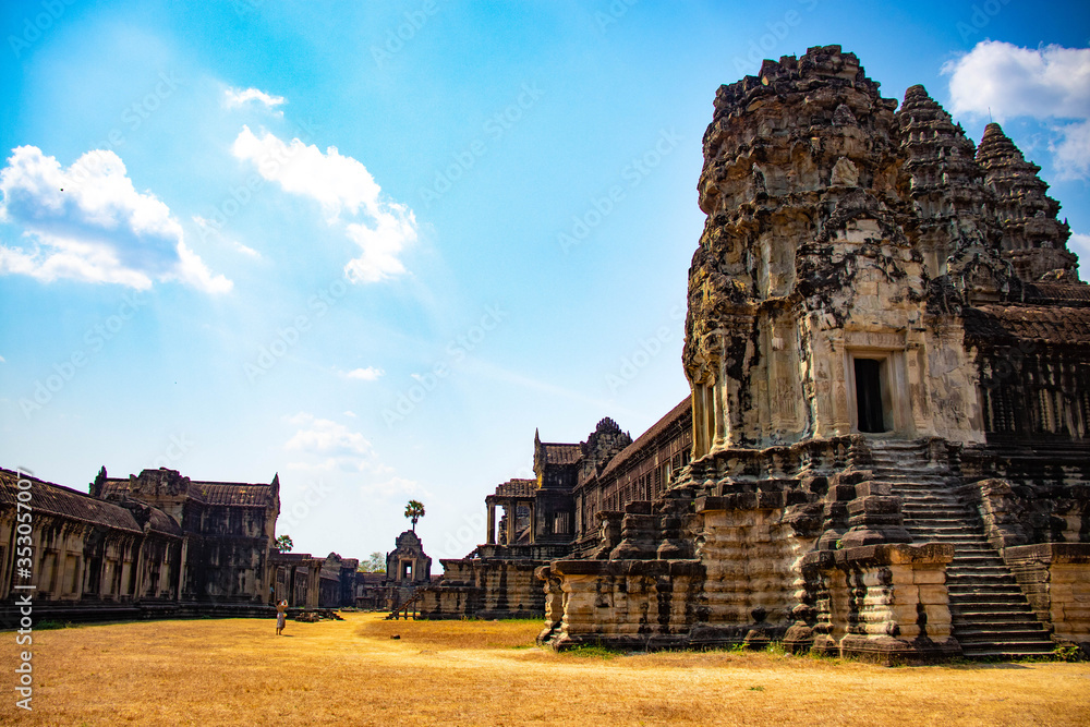 Fototapeta premium Piękny widok na świątynię Angkor Wat w Siem Reap w Kambodży.