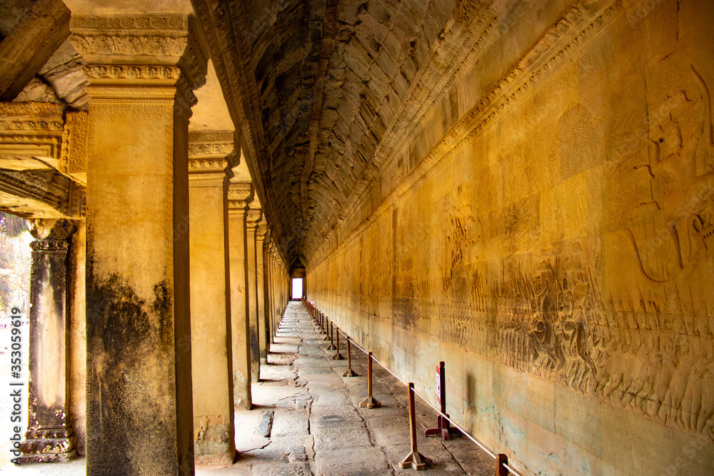 Fototapeta premium Piękny widok na świątynię Angkor Wat w Siem Reap w Kambodży.