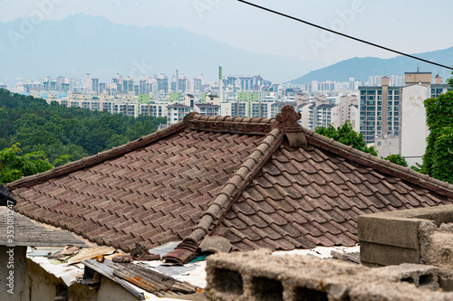 Schilderij op canvas Seoul's last shanty town