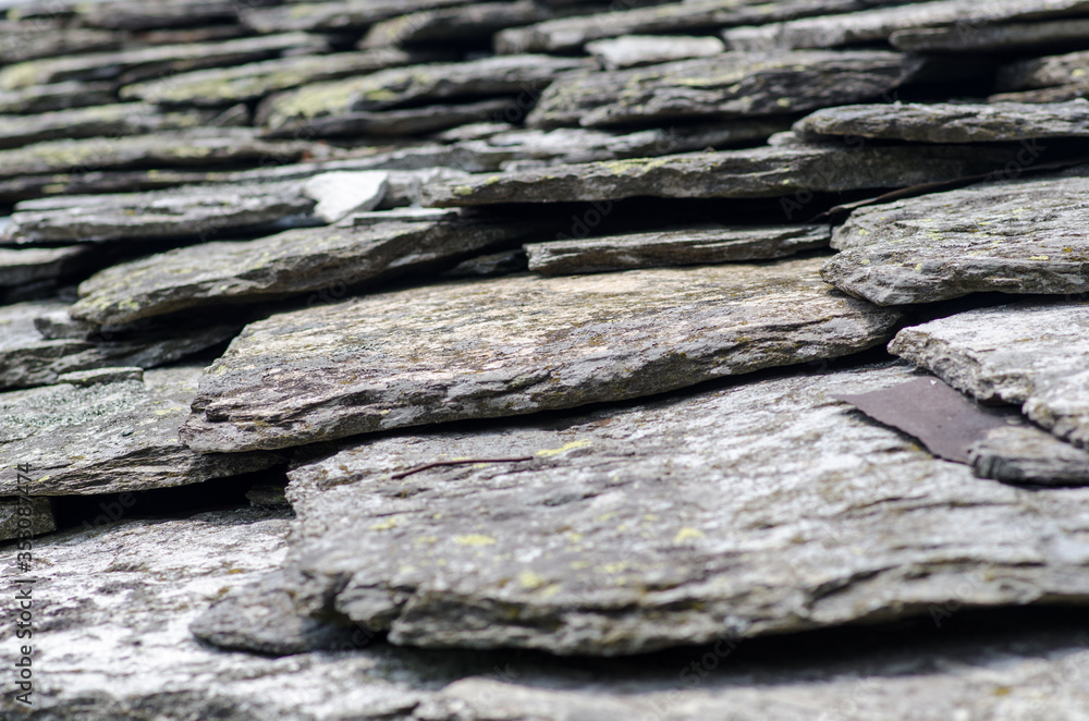 particular roof with stone slabs. particular roof with stone slabs.