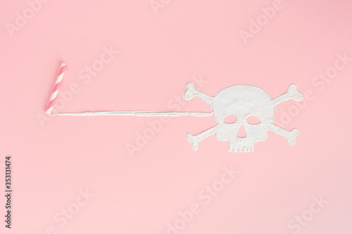 Foto Cocaine overdose awareness concept on bright pastel pink background in candy minimal style