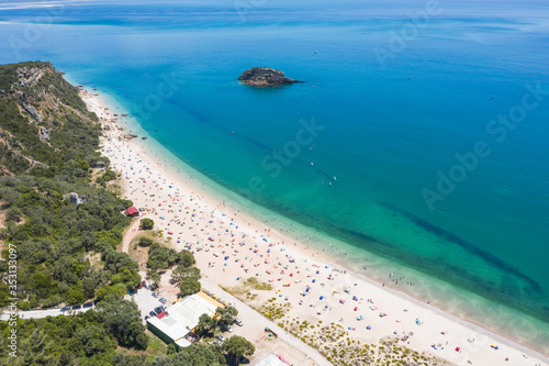 Beach in Arrábida days after the lockdown due to coronavirus photo