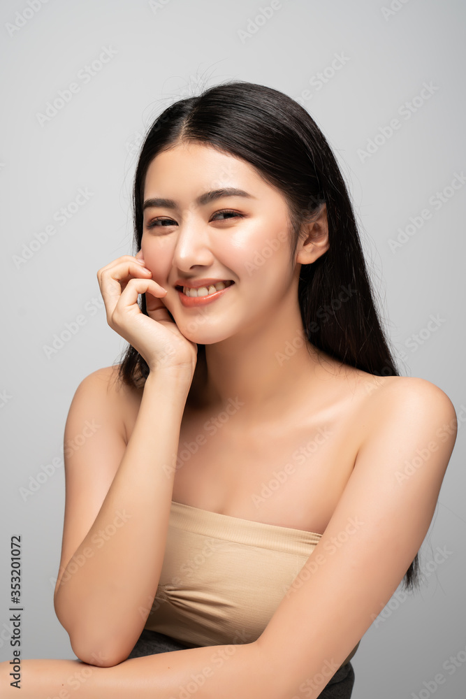 Portrait of young beautiful asian woman with Clean Fresh and without makeup skin. Healthy skin Girl beauty white skin makeup beauty female wellness and cosmetic ideas concept.Facial treatment and spa. Portrait of young beautiful asian woman with Clean Fresh and without makeup skin. Healthy skin Girl beauty white skin makeup beauty female wellness and cosmetic ideas concept.Facial treatment and spa.
