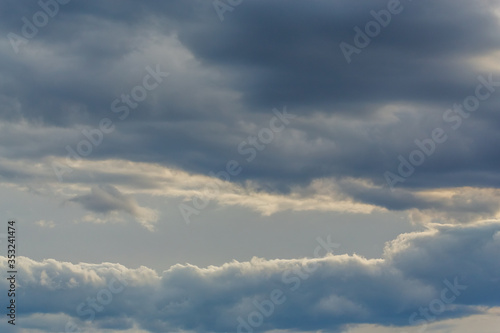 Fototapeta Naklejka Na Ścianę i Meble -  Thunderclouds on a gray sky. Beautiful background