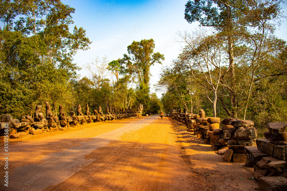 Fototapeta premium Piękny widok na świątynię Angkor Thom w Siem Reap w Kambodży.