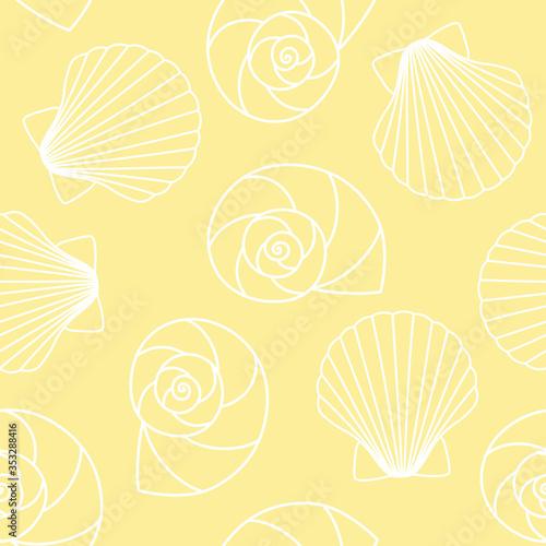 white different types of seashells nautilus pompilius, oyster spiral on yellow background sea ocean shell pattern seamless vector
