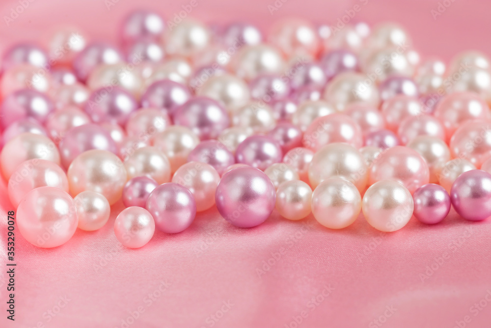 Shoot beautiful pearls up close Shoot beautiful pearls up close